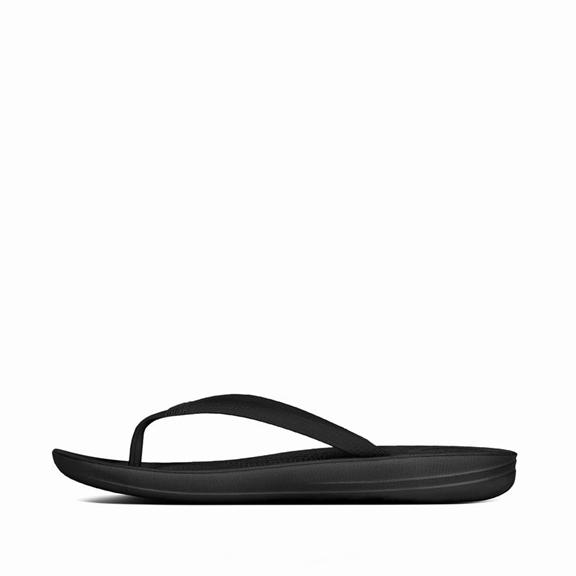 FitFlop Women's IQUSHION Ergonomic Flip Flops - Black (YRIBQ-6542)